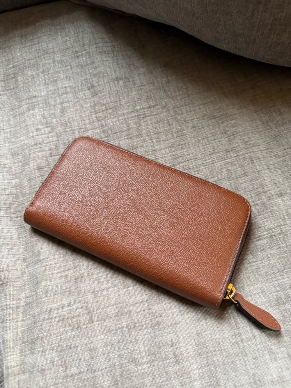 Burberry Brown Leather Zip Around Continental Wallet Large Logo - Picture 2 of 7